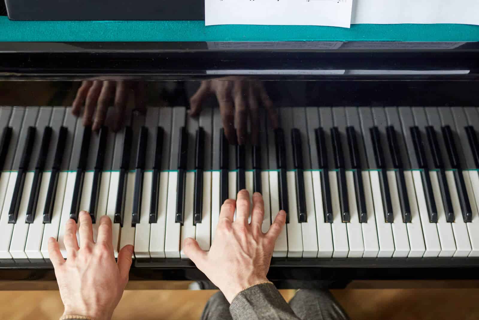 Featured image for Find Your Perfect Piano Teacher in Utah with Volz Piano