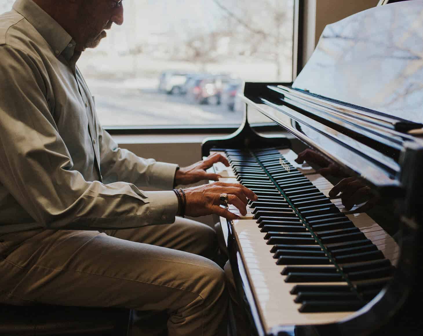 Featured image for Master the Keys with Utah Piano Lessons at Volz Piano