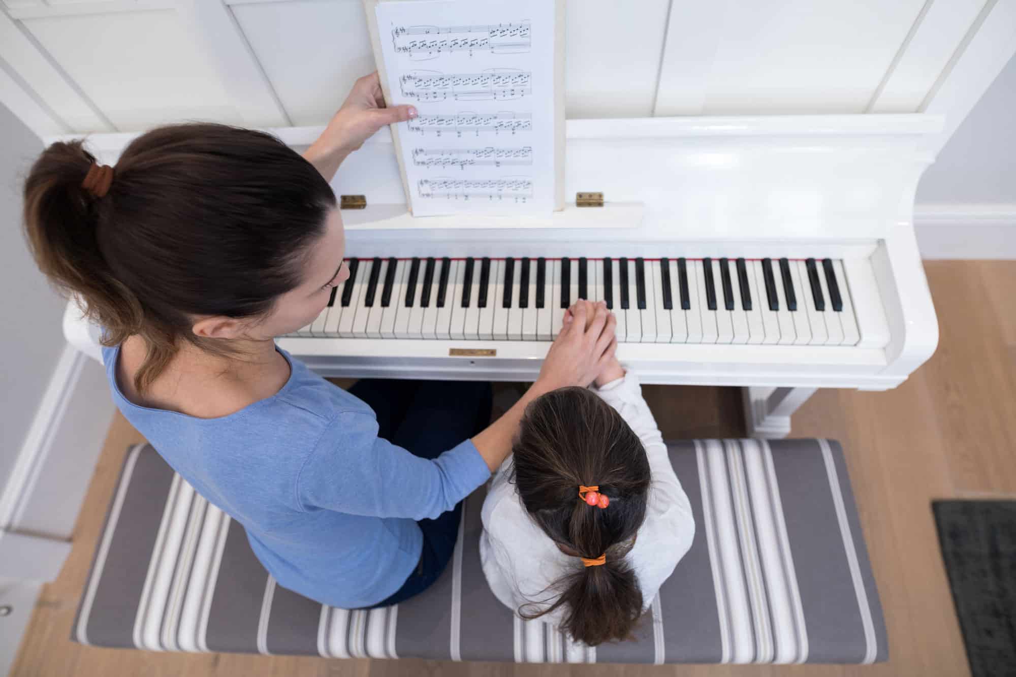 Featured image for Private Piano Lessons at Home: A Parent-Friendly Guide to Inspiring Young Pianists with Volz Piano