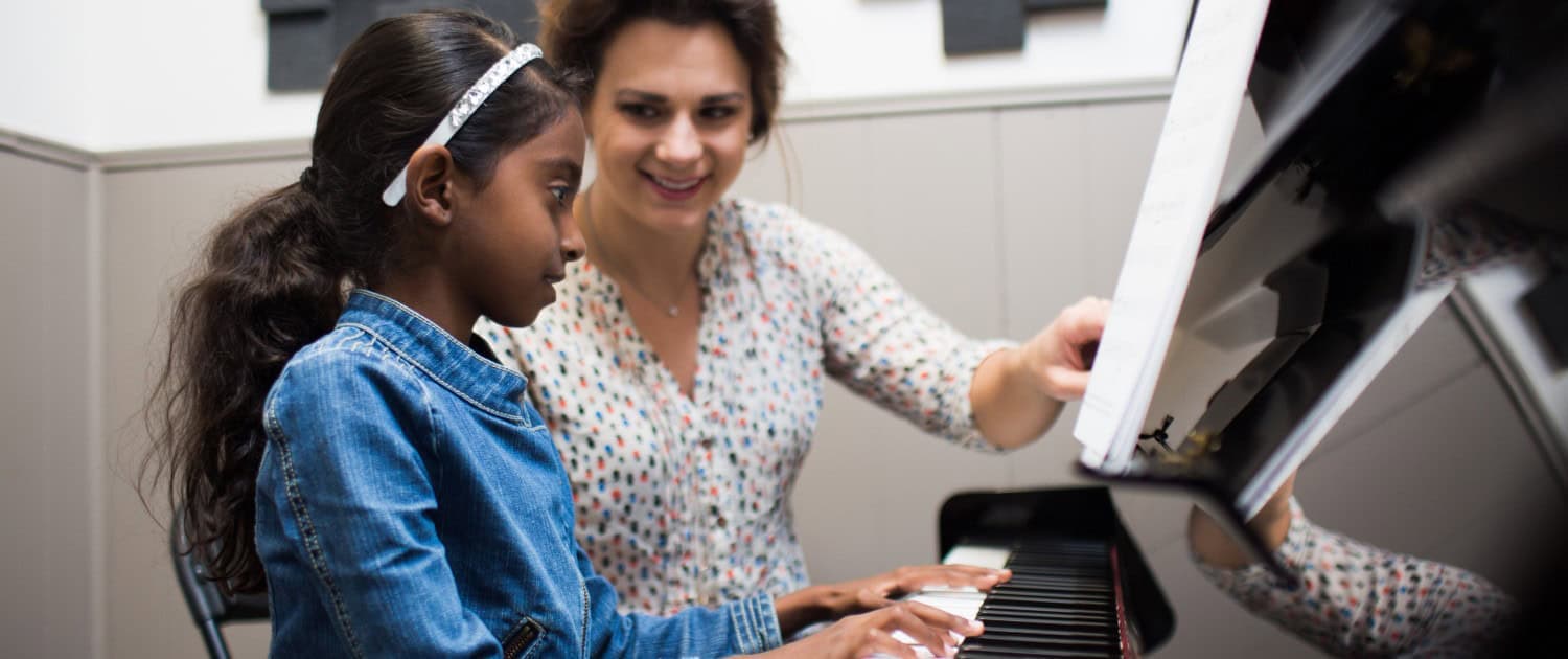 Featured image for The Best Way to Learn Piano: A Comprehensive Guide for Beginners and Kids