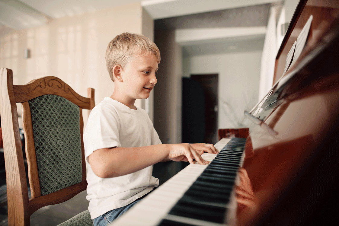 Featured image for Unlocking Musical Potential: The Ultimate Guide to Piano Lessons for Kids